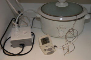 Crockpot with standalone dimmer lowers temperature enough for oils